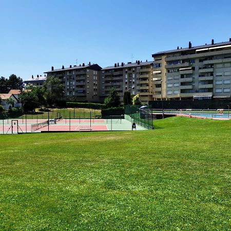 Oroel Apartment Jaca Bagian luar foto
