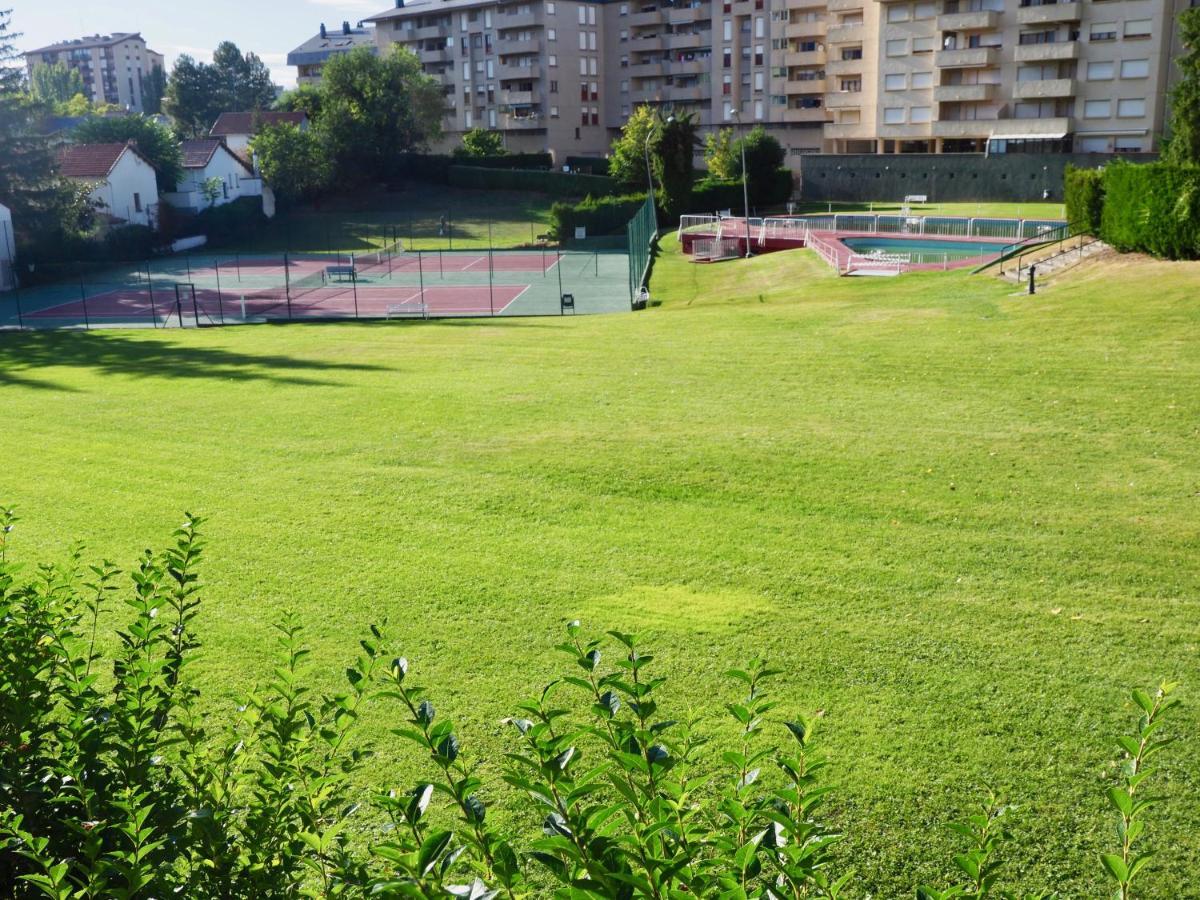 Oroel Apartment Jaca Bagian luar foto