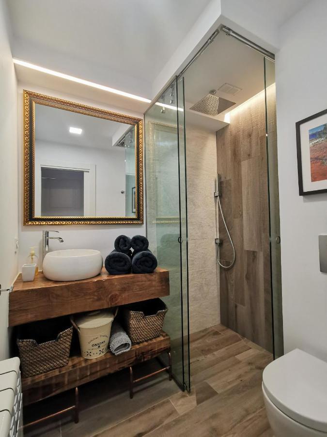 Oroel Apartment Jaca Bagian luar foto
