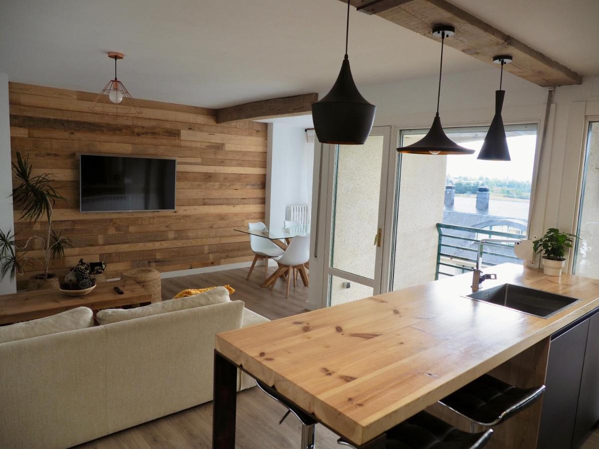 Oroel Apartment Jaca Bagian luar foto