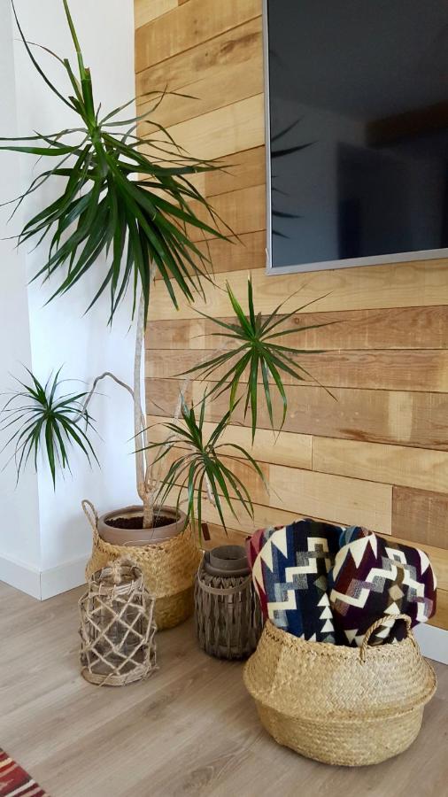 Oroel Apartment Jaca Bagian luar foto